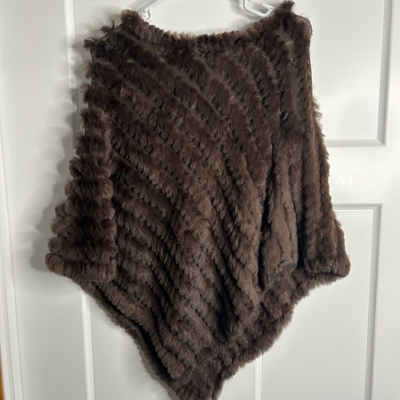 Studio 512 One Size Rabbit Fur Blend Poncho Brown 5994 - Picture 4 of 6